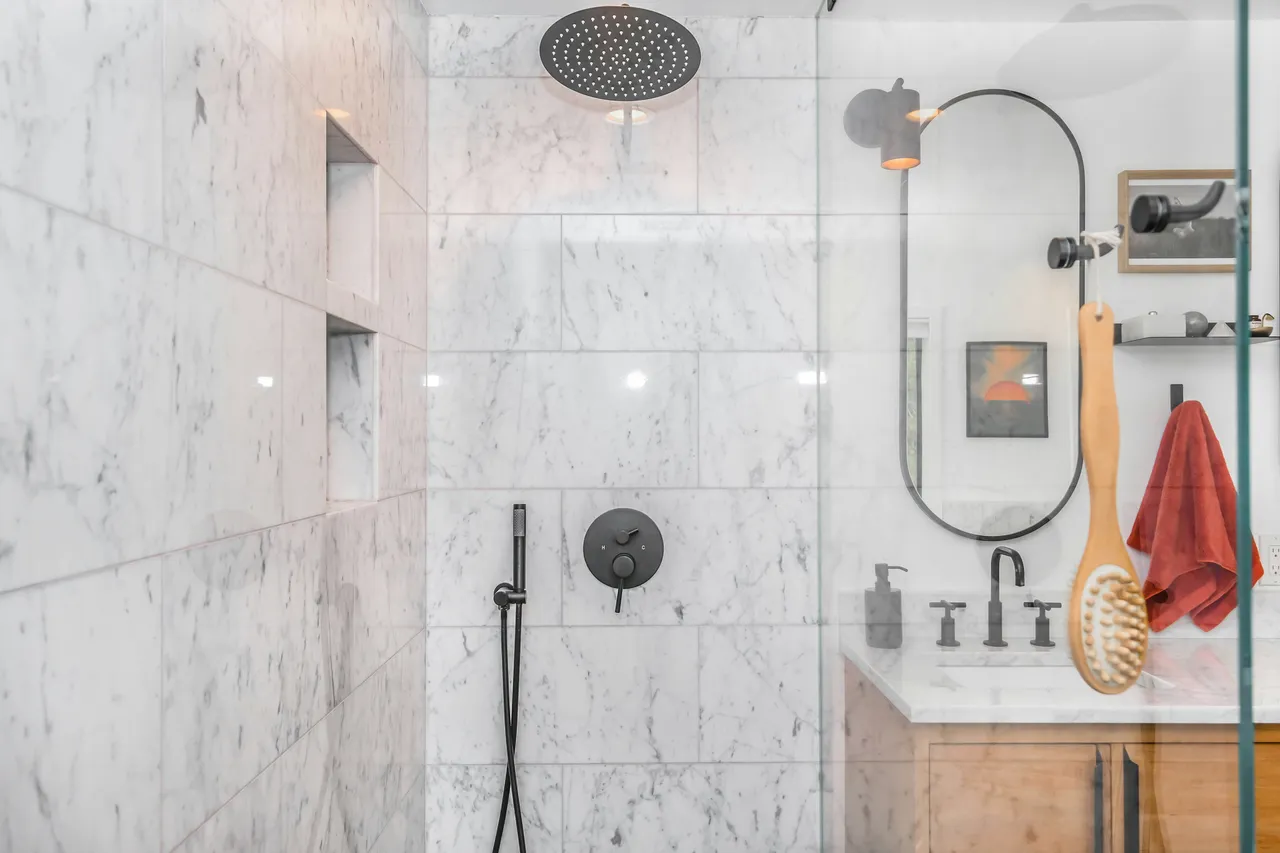 Professional bathroom plumbing services in Columbus, Ohio - Rose Plumbing expert bathroom renovation